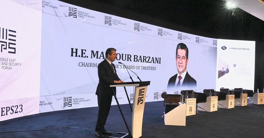 بارزاني: انتهاكات الدستور وعدم الالتزام بالاتفاق السياسي ينذران بعودة الطائفية