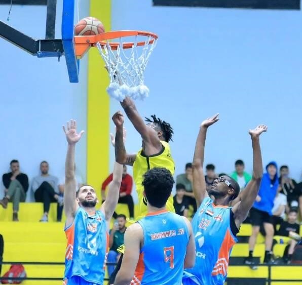 الأمريكي جينيز يقود سلة الكرخ لعبور نفط الشمال