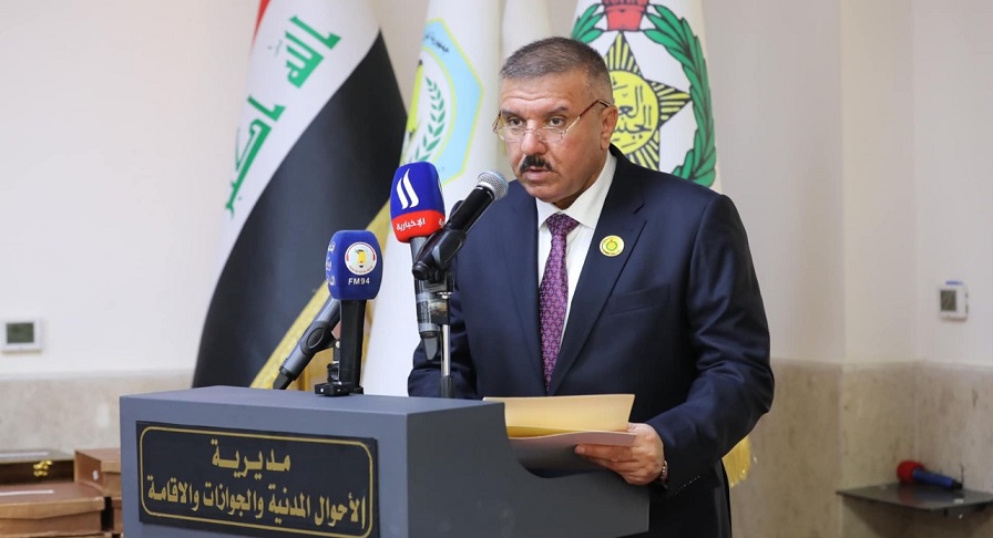 وزير الداخلية يحدد موعداً لاعتماد البطاقة الوطنية المستمسك الرسمي “الوحيد” بالعراق