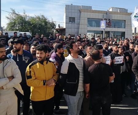 تظاهرة لمحاضري البصرة للمطالبة بإصدار أوامر تثبيتهم