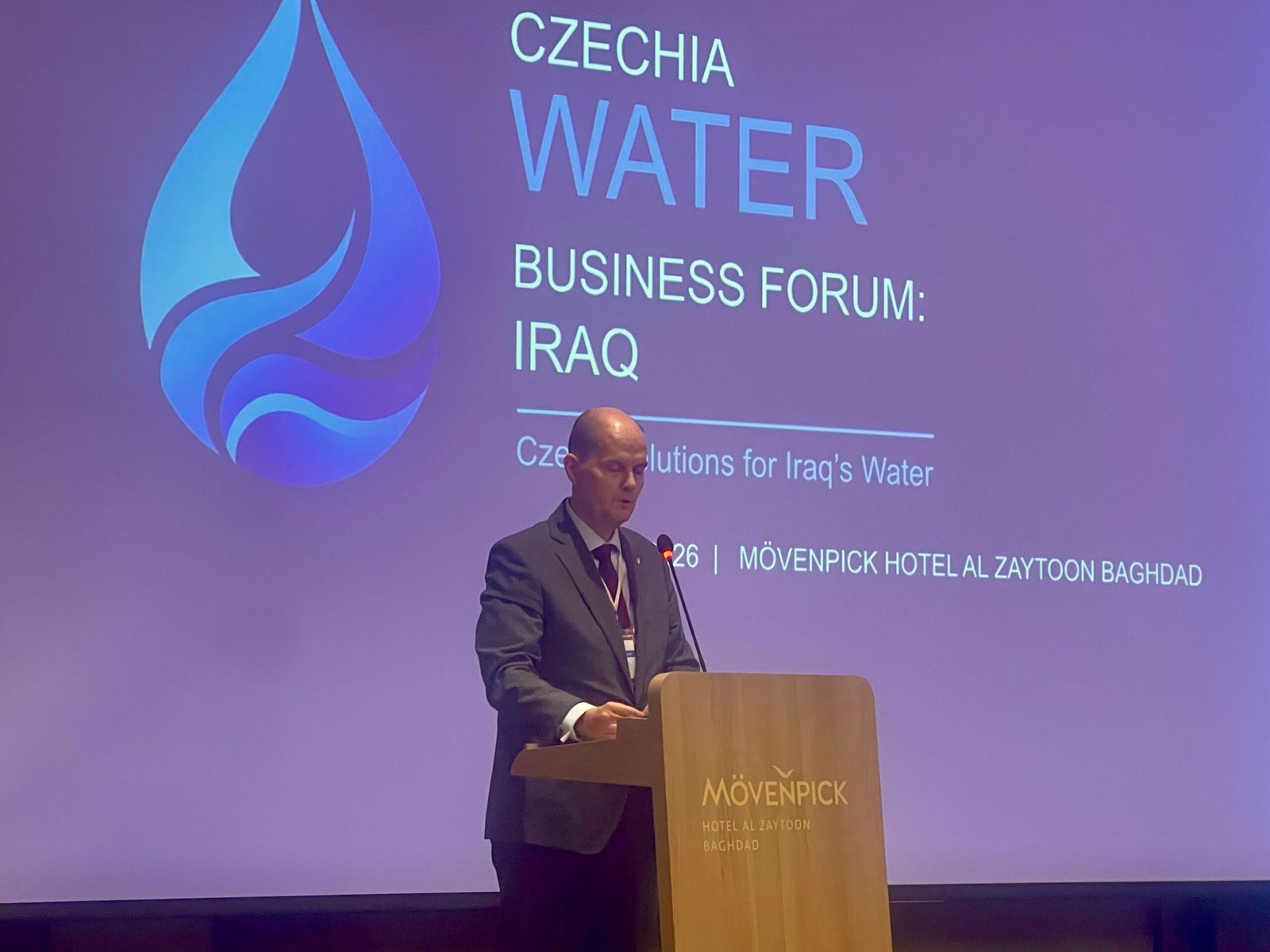 السفير التشيكي : نمتلك خبرات متقدمة في المياه ونتطلع إلى توسيع شراكتنا مع العراق
